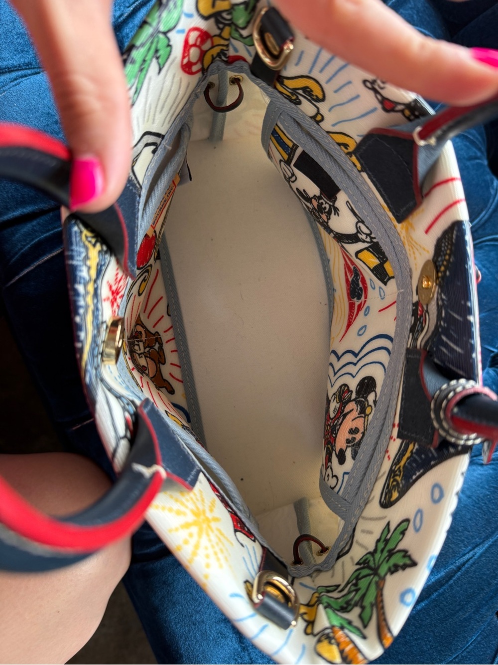 Dooney & Bourke | White Disney Mickey Mouse Printed Satchel Cruise Line - Picture 8 of 11